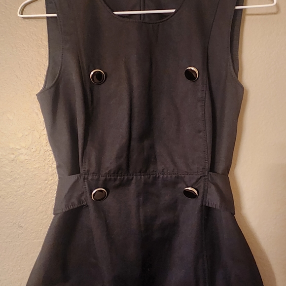 club monaco button shoulder dress Club Monaco button shoulder dress in ivory size 10